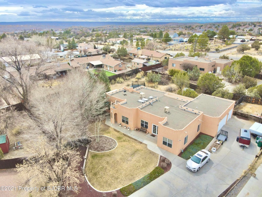 5611 Tee Dr, Farmington, NM 87402 - photo 1