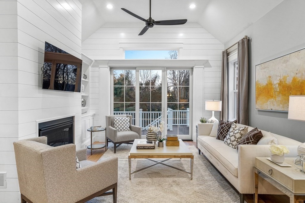 9 Pioneer Rd unit 70, Framingham, MA 01701 - photo 1