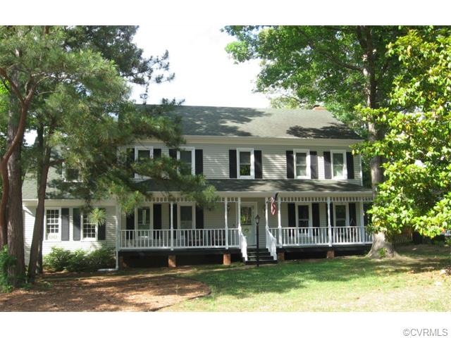 Spacious, Well Maintained 4 Bedroom, 2.5 Baths on 