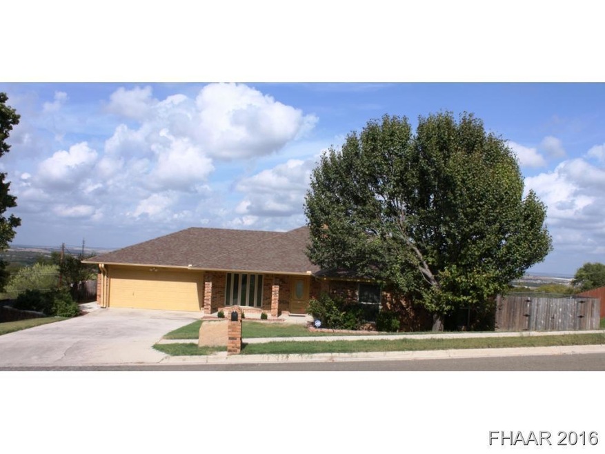 1803 E Robertson Ave, Copperas Cove, TX 76522 - photo 1