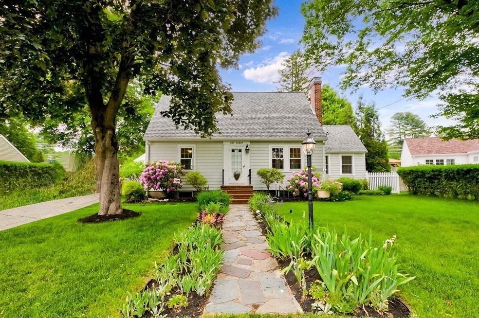 1 Damon St, North Reading, MA 01864 - photo 1