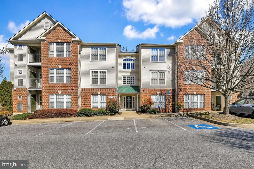 3000 Hunting Ridge Dr, Owings Mills, MD 21117 - photo 1