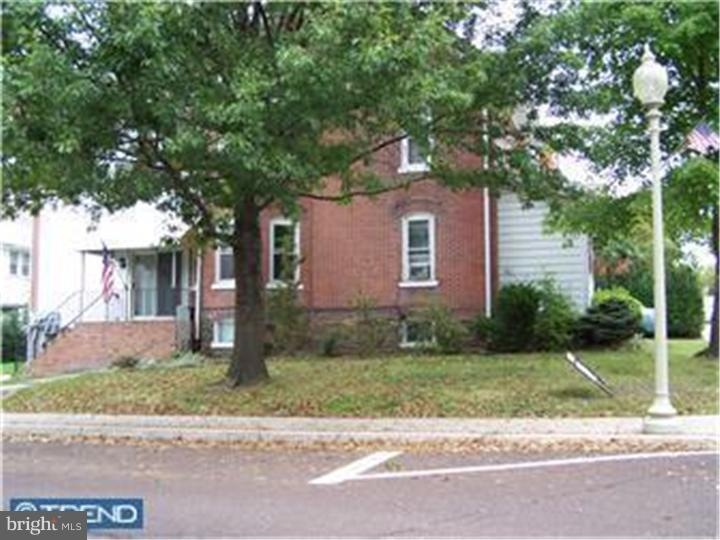 120 S 6th St unit . 1, Perkasie, PA 18944 - photo 1