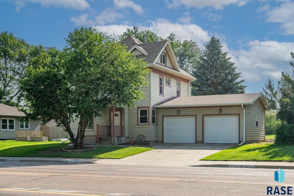 For Sale $274,500 • Co-Listing Agent