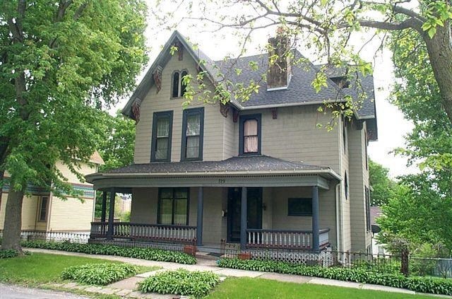 729 W 6th St, Davenport, IA 52802 - photo 1