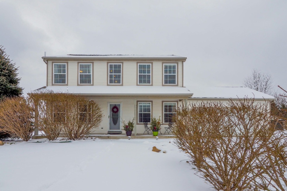 41525 Pheasant Street-100