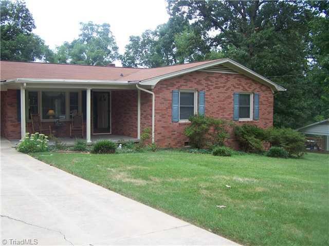 258 Anchor Dr, Asheboro, NC 27205 - photo 1