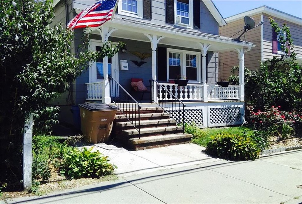 182 Lockwood Ave, Stamford, CT 06902 - photo 1