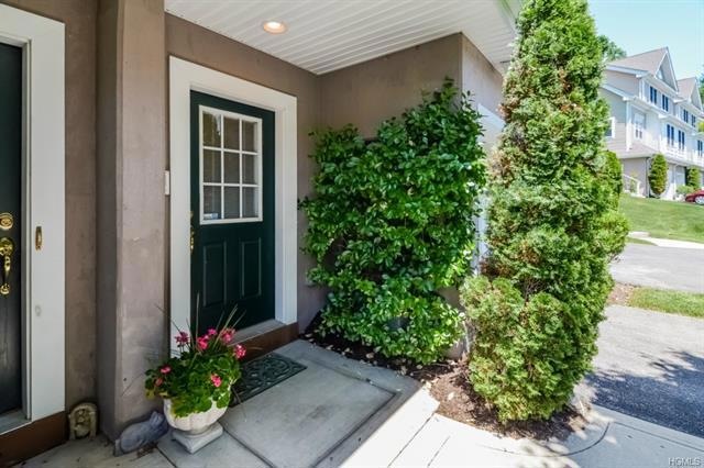 124 Underhill Ln, Peekskill, NY 10566 - photo 1