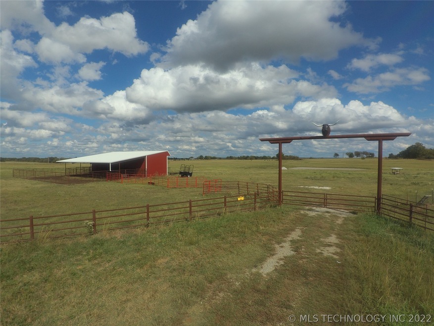 30 acres. Pipe entrance from road.
