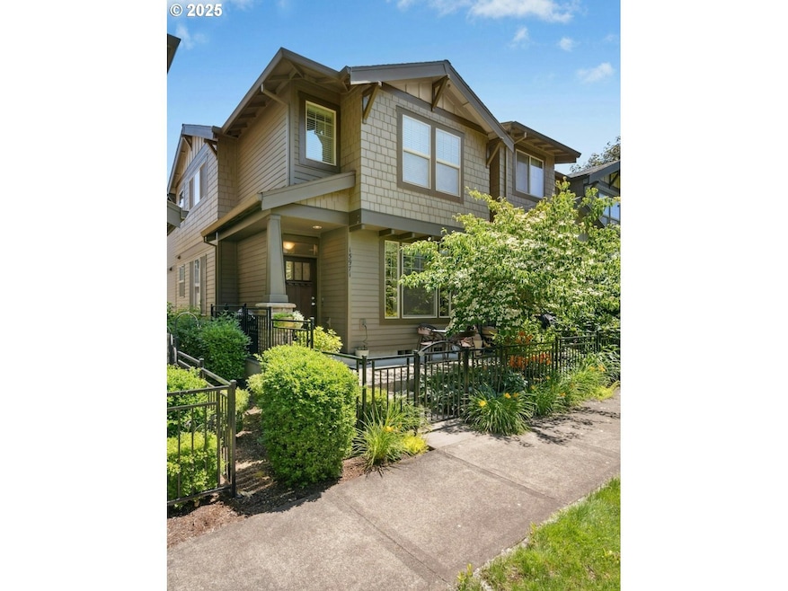 For Sale $439,000 • Co-Listing Agent