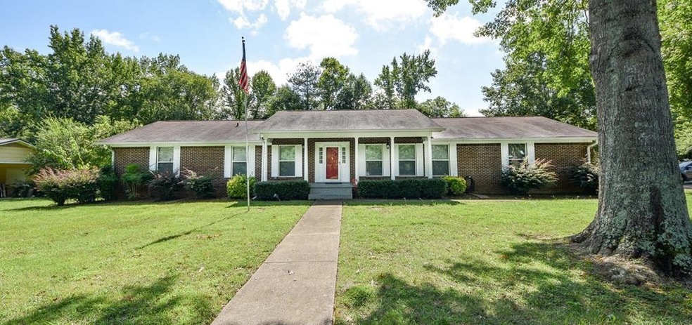 3210 Clearwater Dr NE unit 52, Cleveland, TN 37312 - photo 1