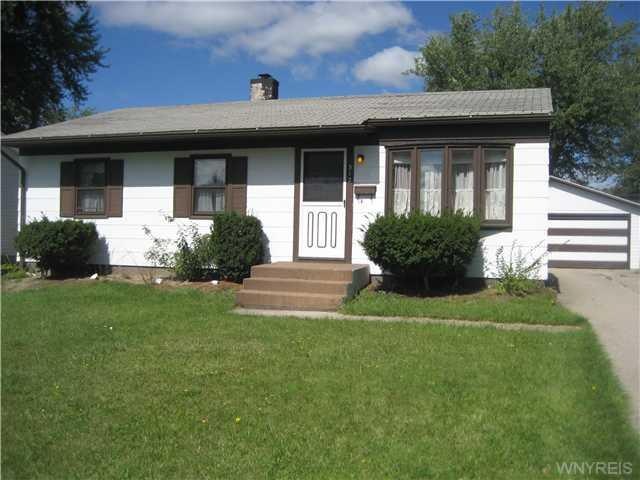 Exterior Front Welcome to 312 Desmond