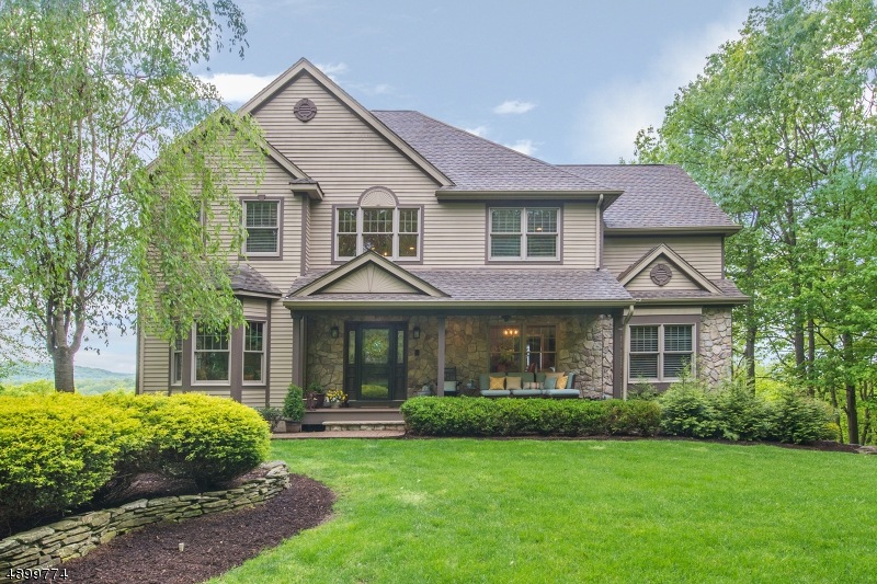 49 Pheasant Run, Kinnelon, NJ 07405 - photo 1