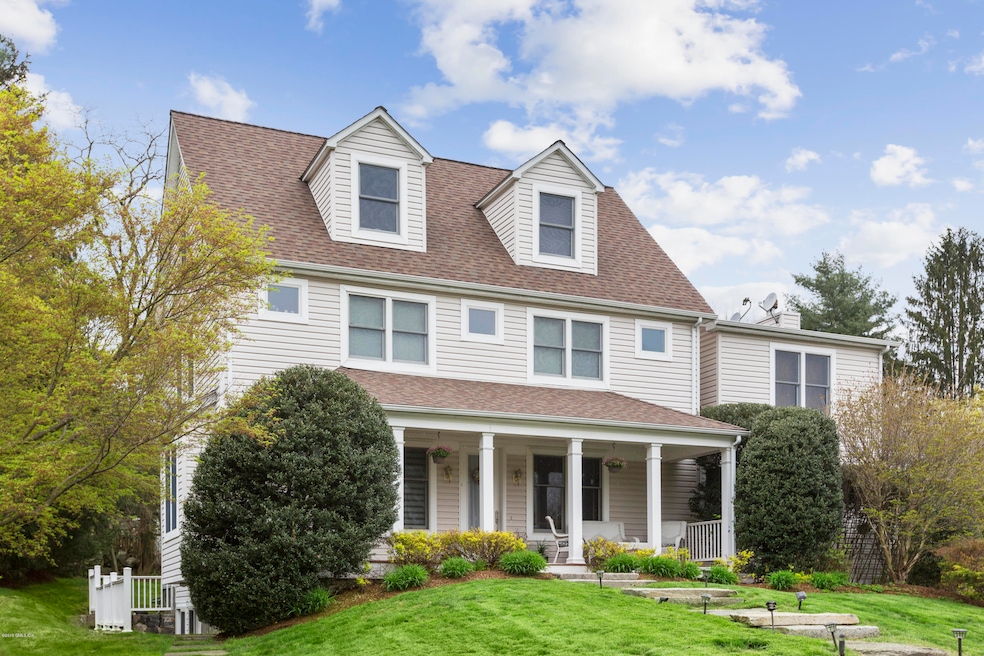 31 Scott Ln, Greenwich, CT 06831 - photo 1