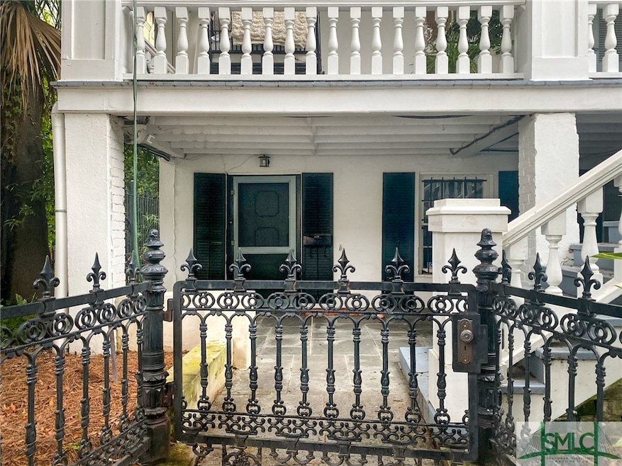 312 E Huntingdon St unit B, Savannah, GA 31401 - photo 1