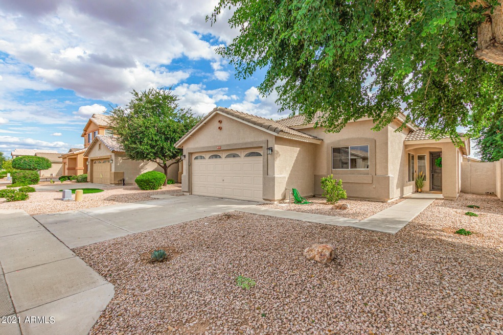 9727 E Knowles Ave, Mesa, AZ 85209 - photo 1