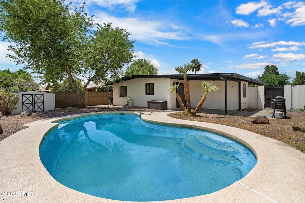 1939 E Alameda Dr, Tempe, AZ 85282 - photo 1