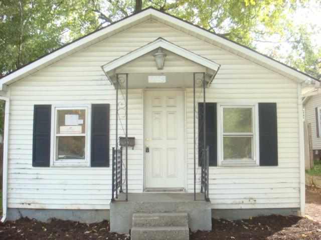 1029 Taylor St, Elkhart, IN 46516 - photo 1