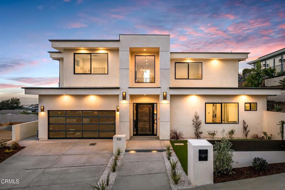 1-web-or-mls-UpmarketMedia-531VV-Twiligh