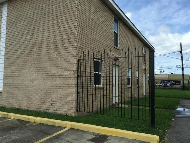 1116 Crape Myrtle Ln unit 20, Harvey, LA 70058 - photo 1