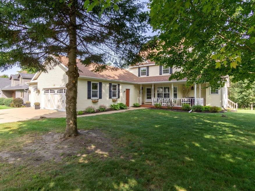 3512 Eddy Ln, Eau Claire, WI 54703 - photo 1