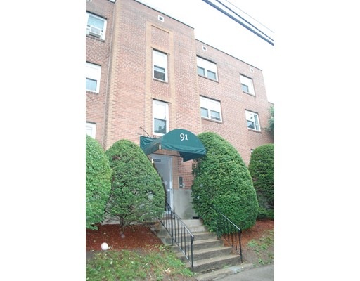 91 Chestnut St unit 5, Brookline, MA 02445 - photo 1