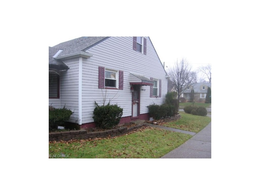 19018 Maple Heights Blvd, Maple Heights, OH 44137 - photo 1