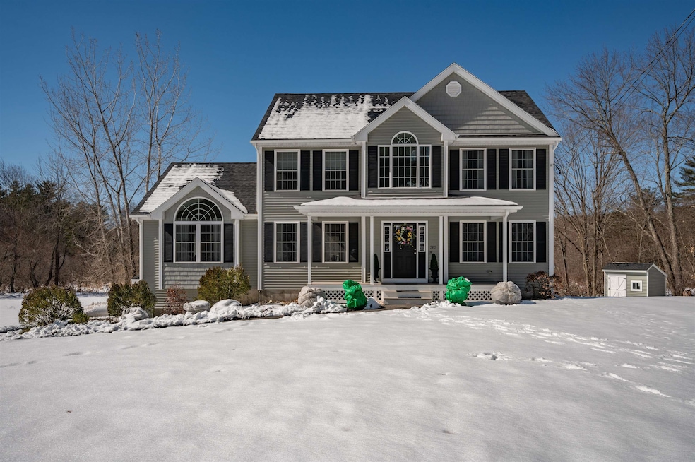 383 Mammoth Rd, Pelham, NH 03076 - photo 1