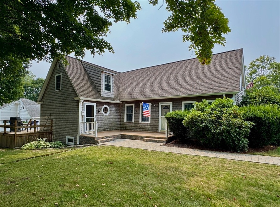 28 Glen St unit 1, Whitman, MA 02382 - photo 1