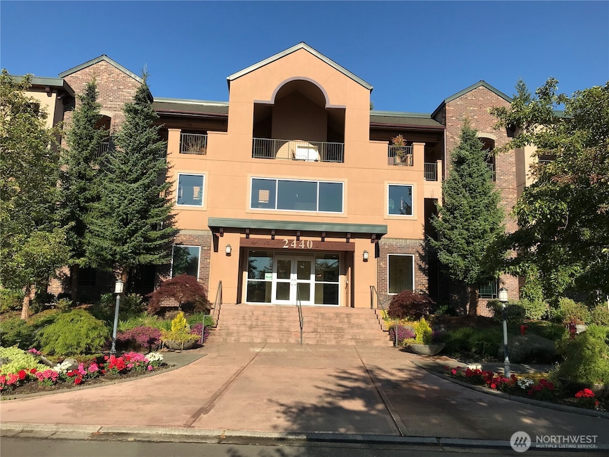 2440 S Steele St unit 111, Tacoma, WA 98405 - photo 1