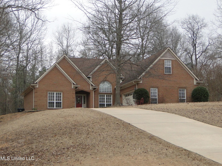 1592 Edgewood Blvd, Hernando, MS 38632 - photo 1