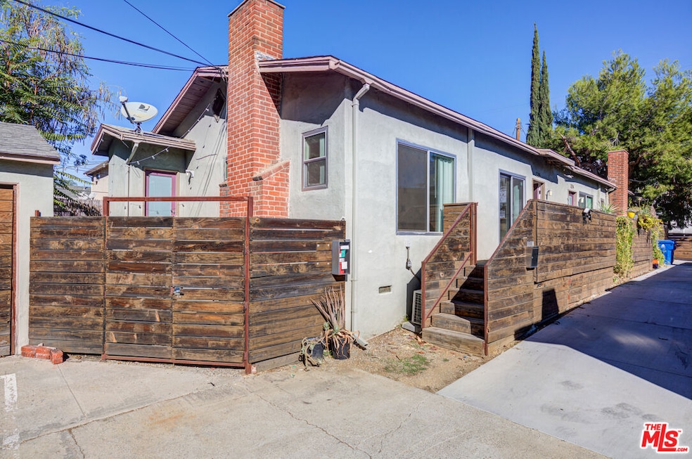 3216 Bellevue Ave, Los Angeles, CA 90026 - photo 1