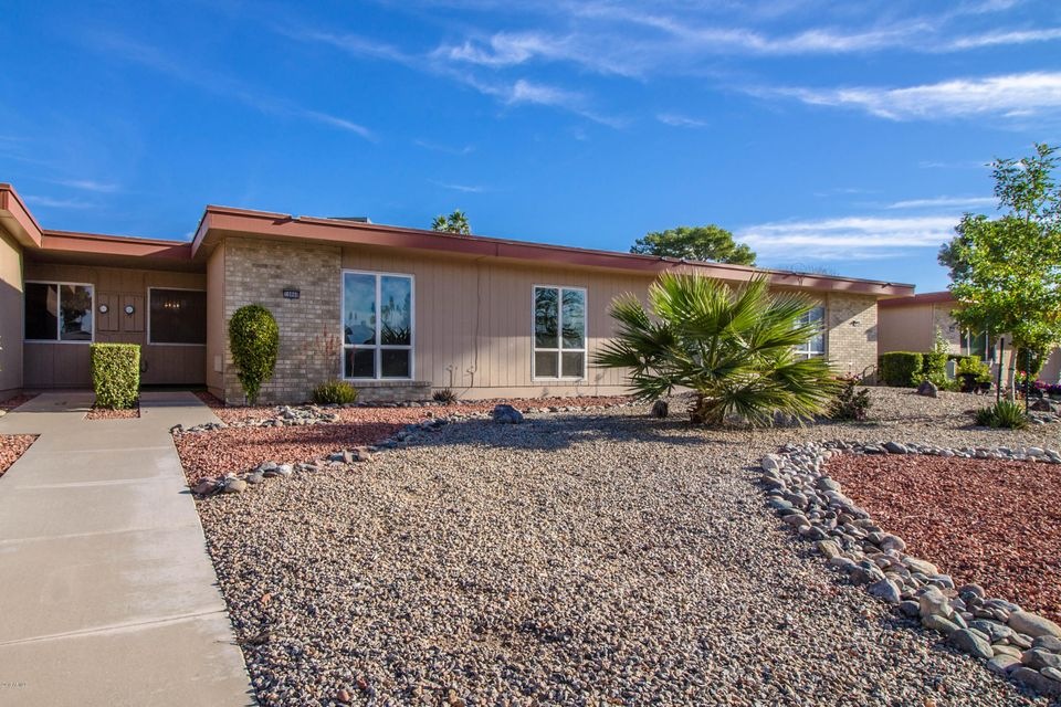 10860 W Thunderbird Blvd, Sun City, AZ 85351 - photo 1