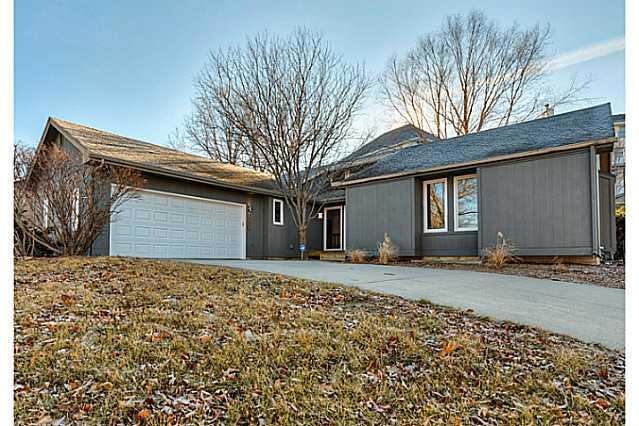 3601 SW 35th St, Des Moines, IA 50321 - photo 1