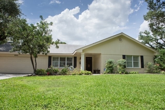 8940 Pado St, Houston, TX 77055 - photo 1
