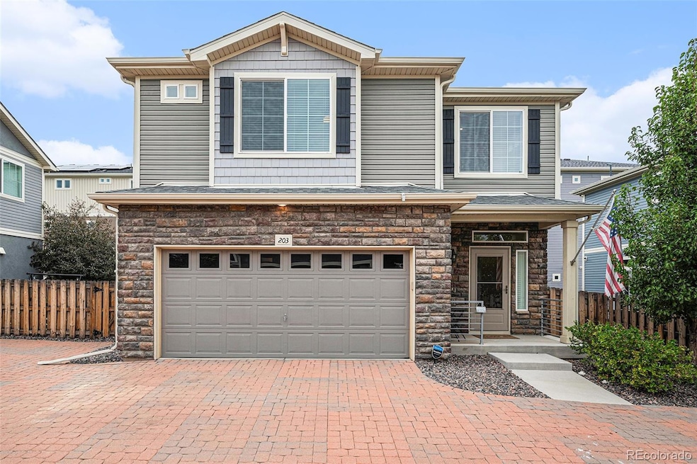 203 S Oak Hill St, Aurora, CO 80018 - photo 1