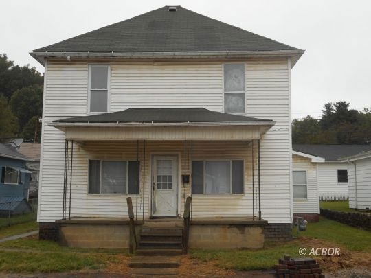 56 Spring Street Glouster frontview