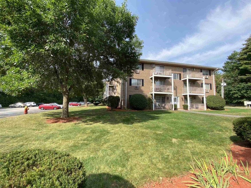 383 Huse Rd unit 25, Manchester, NH 03103 - photo 1