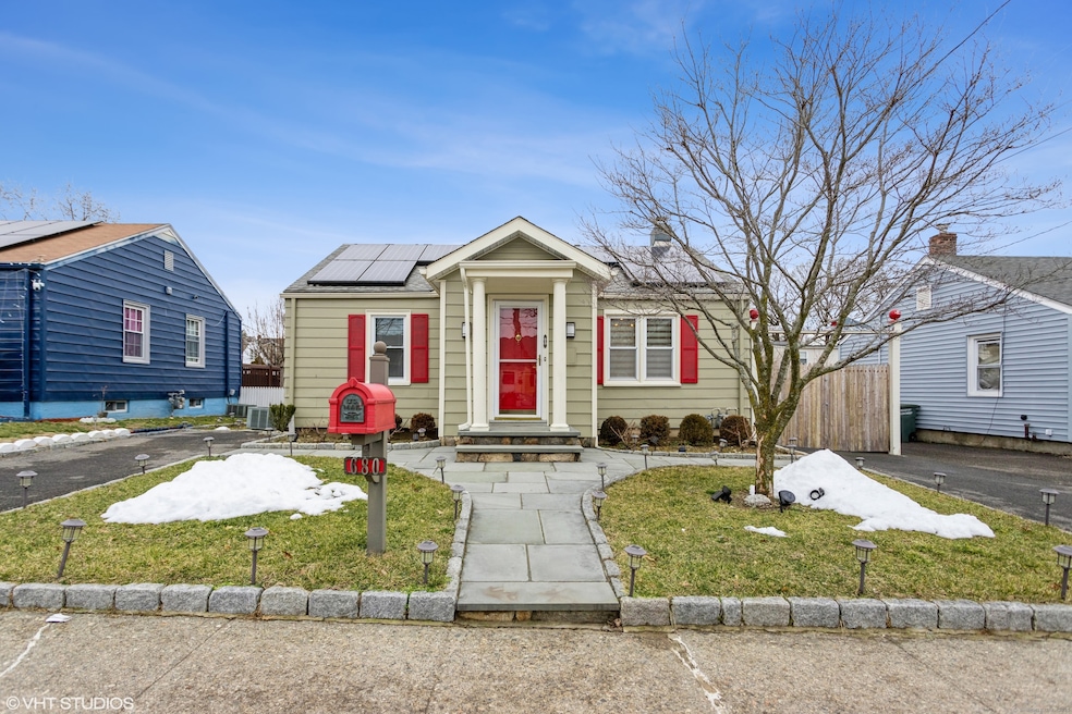 680 Queen St, Bridgeport, CT 06606 - photo 1