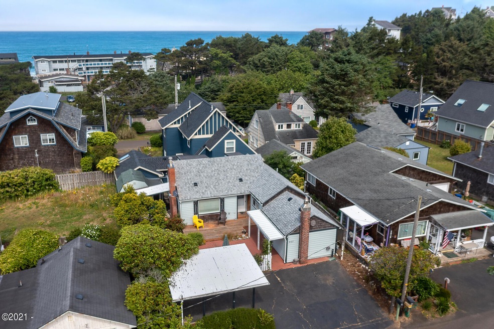 3137 SW Coast Ave, Lincoln City, OR 97367 - photo 1