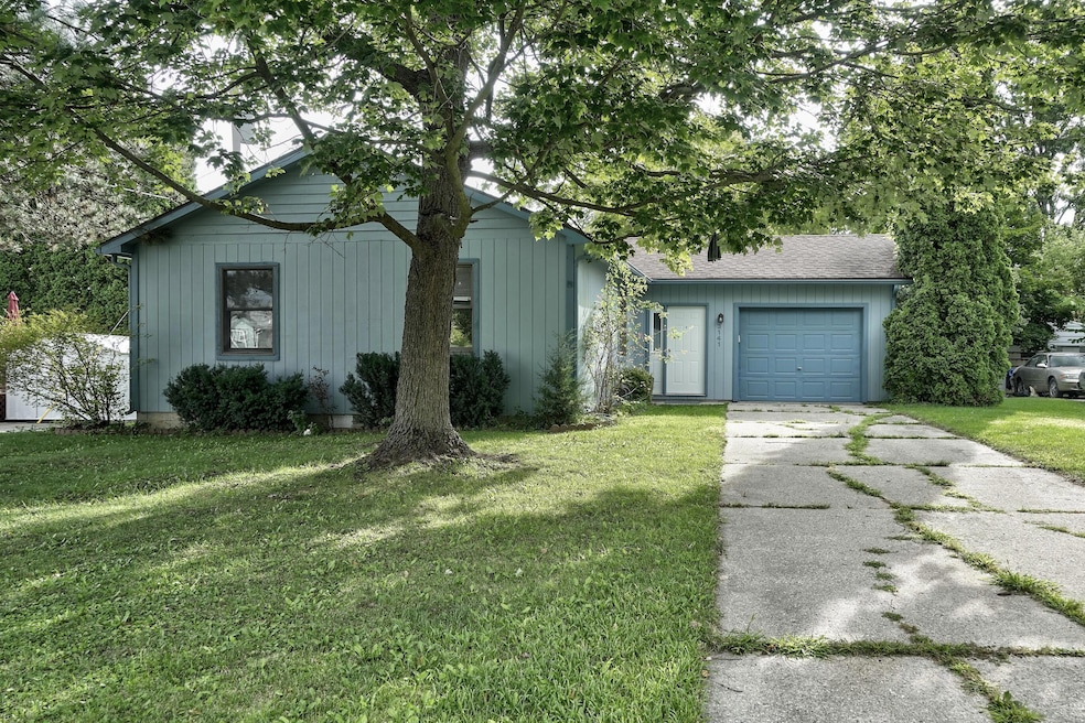 3141 Mc Comb St, Ann Arbor, MI 48108 - photo 1