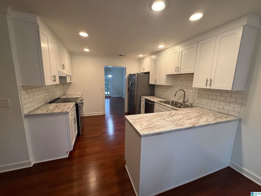 113113 Chase Plantation Pkwy, Hoover, AL 35244 - photo 1