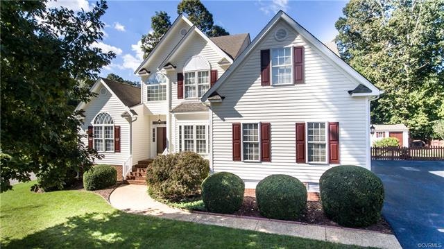 Exterior - Front and Corner Lot!