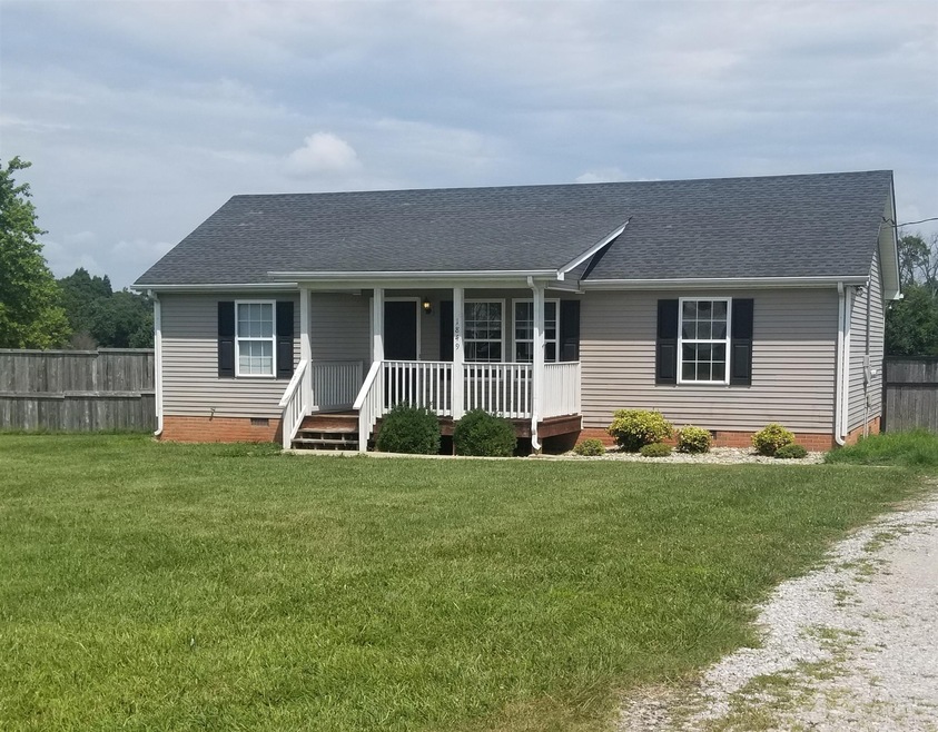 235 Mccreary Heights, Dickson, TN 37055 - photo 1