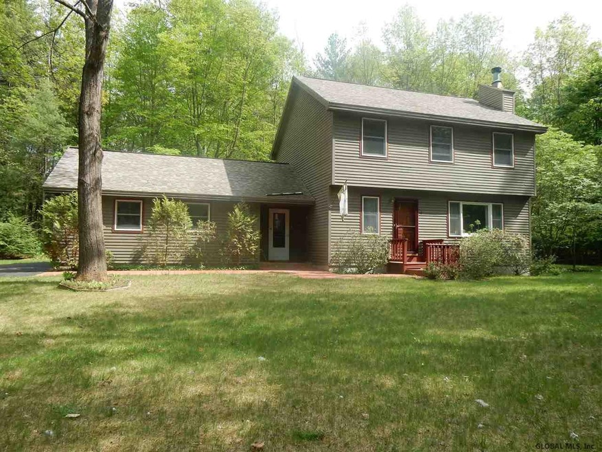 4 Pheasant Run, Ballston Spa, NY 12020 - photo 1
