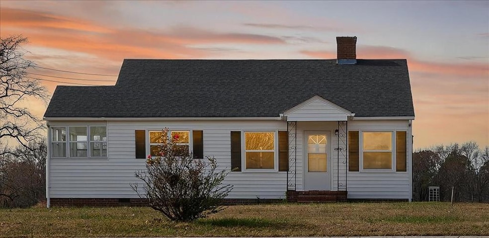 7343 Skipwith Rd, Skipwith, VA 23968 - photo 1