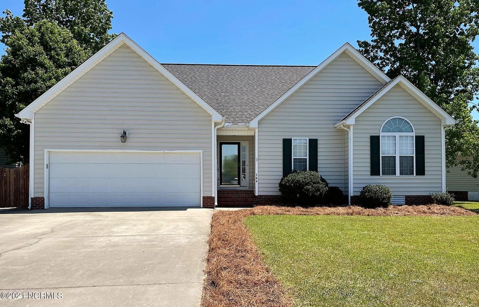 784 Ray Crawford Dr, Winterville, NC 28590 - photo 1