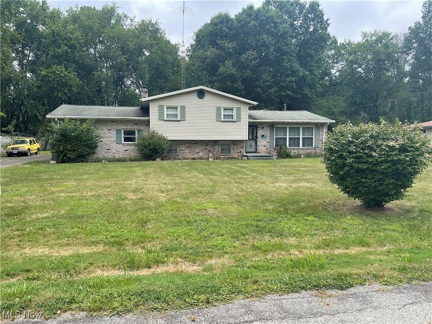 15995 Elbrook St NE, Alliance, OH 44601 - photo 1