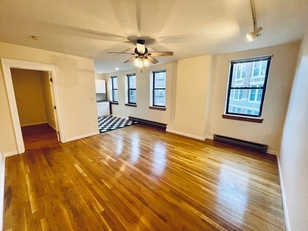 13 Thacher St unit 4, Boston, MA 02113 - photo 1